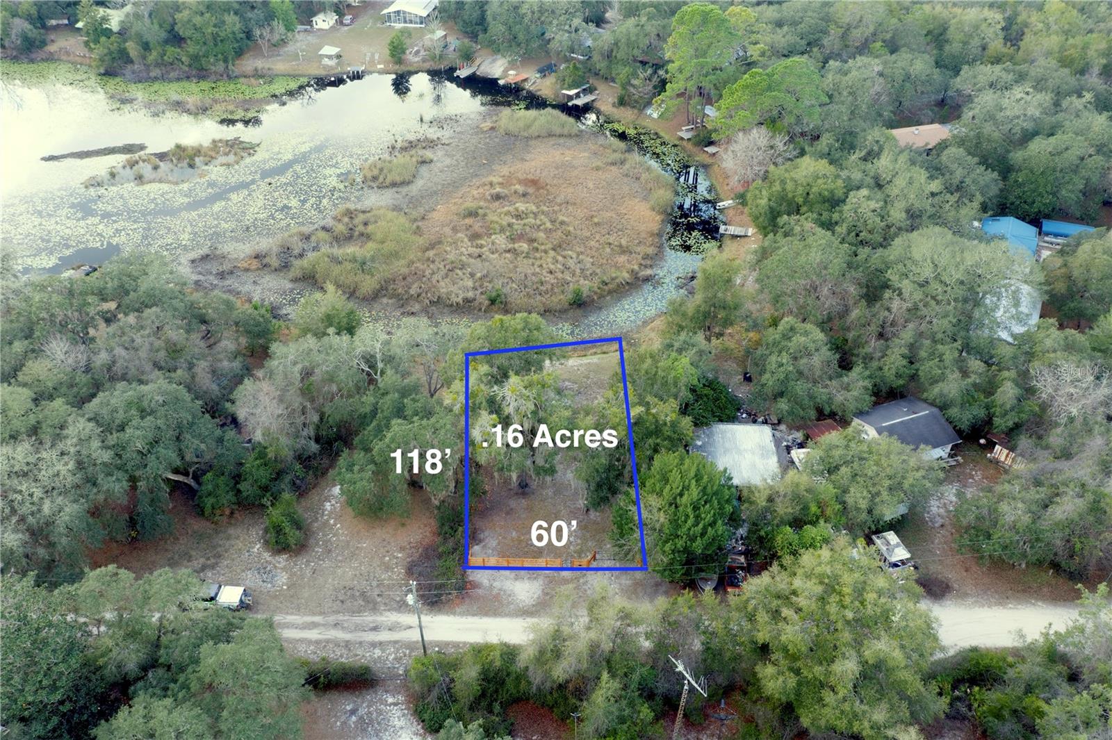 LAZY ACRES - Land
