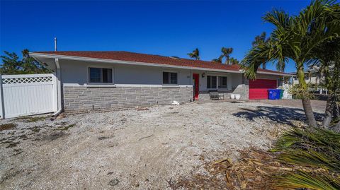 A home in LONGBOAT KEY