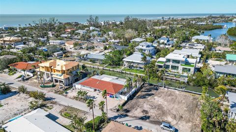 A home in LONGBOAT KEY