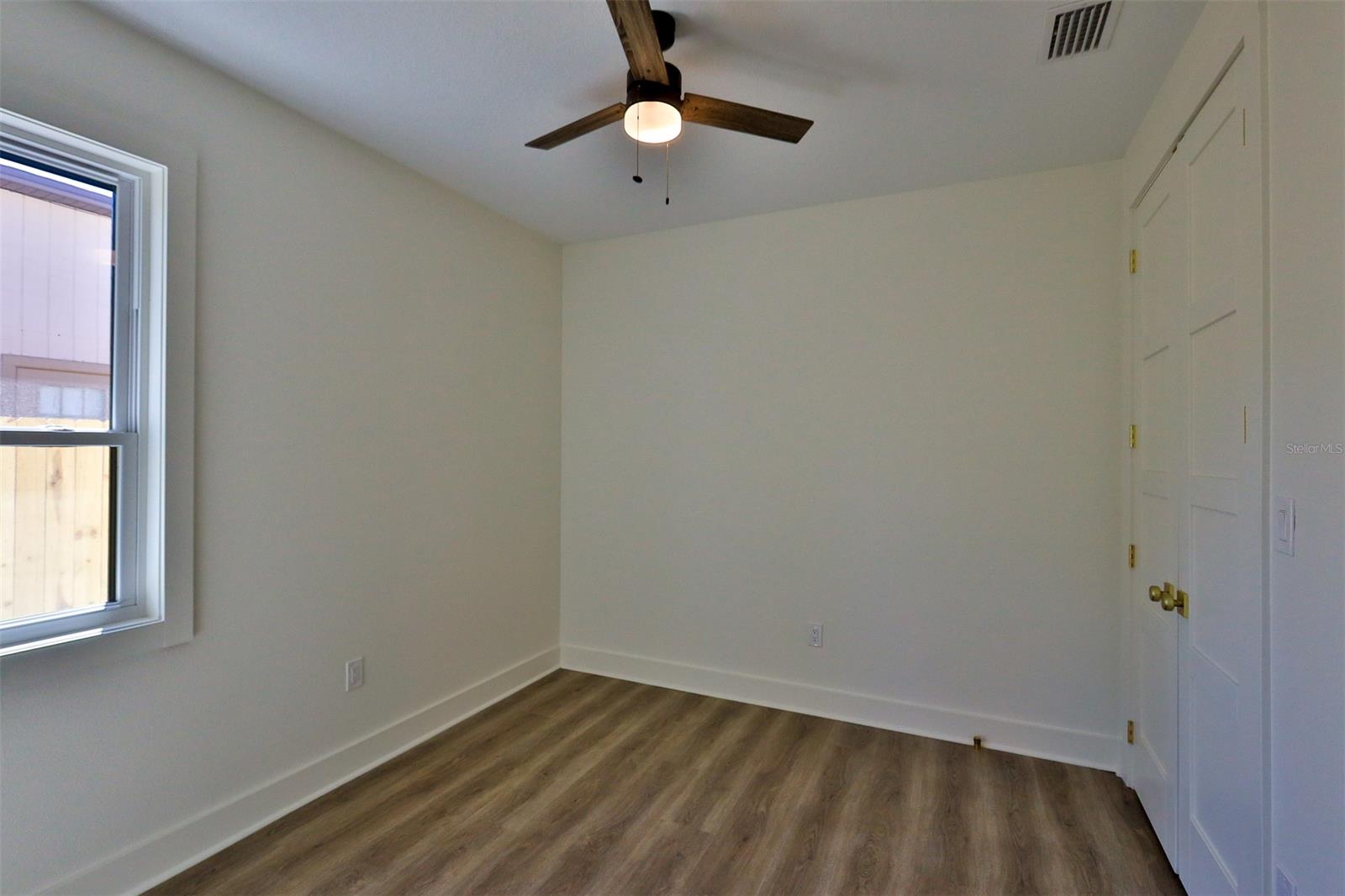 Florida Shores 01 - Residential