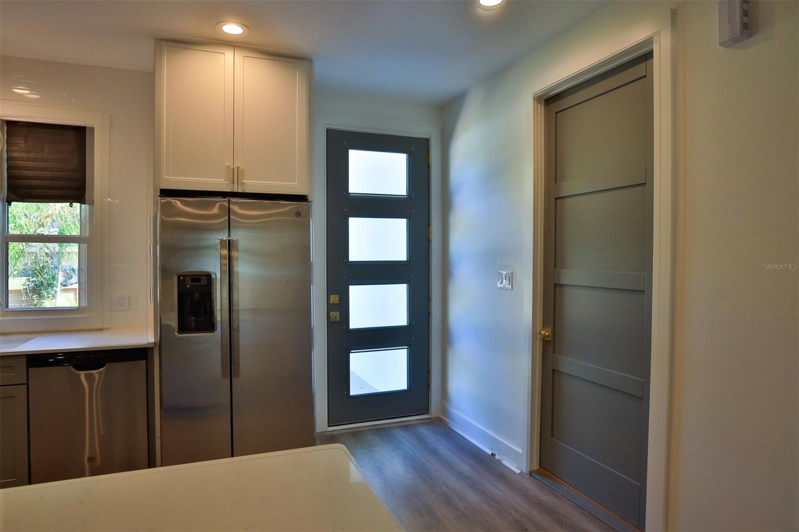 Florida Shores 01 - Residential