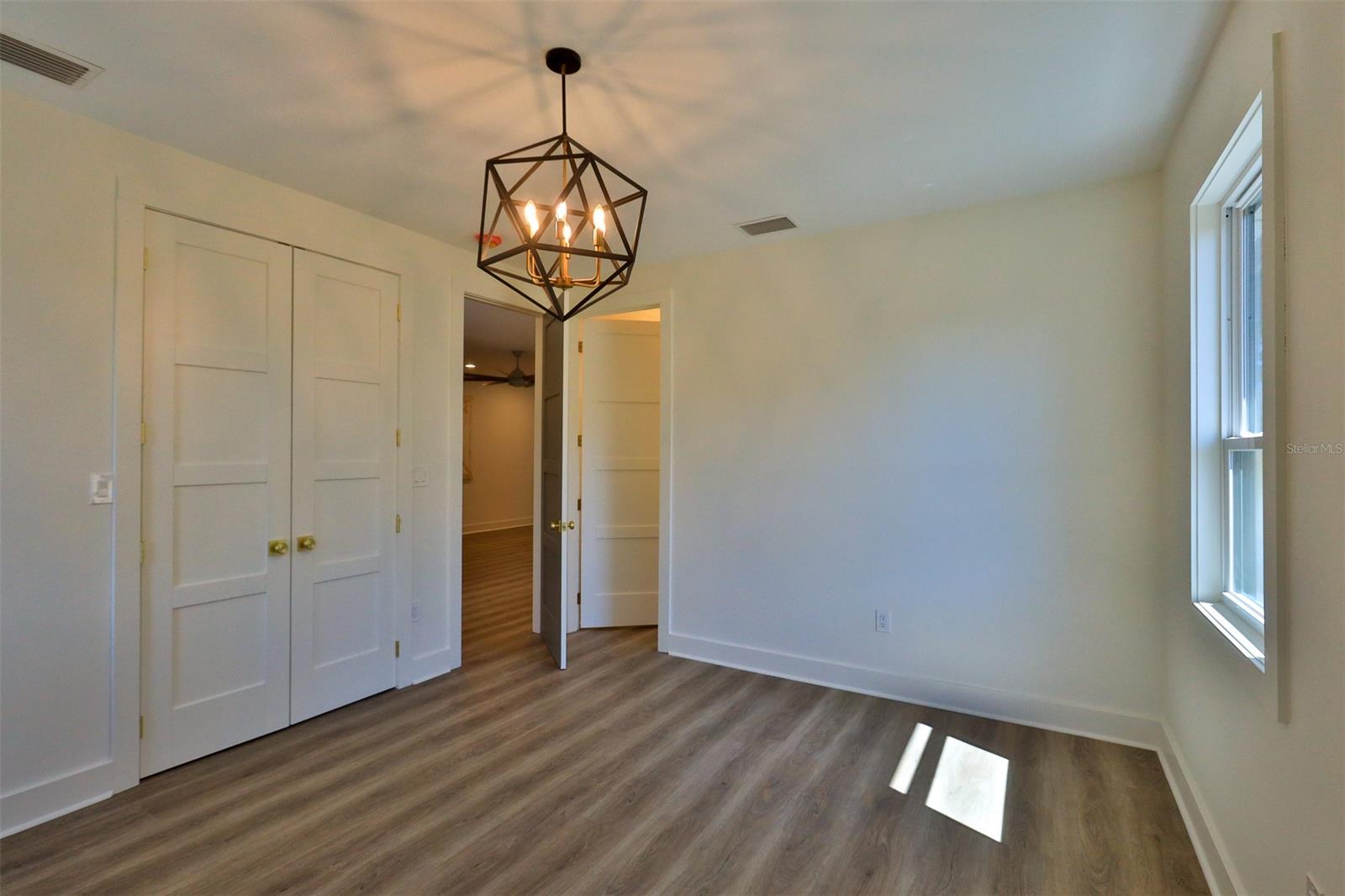 Florida Shores 01 - Residential