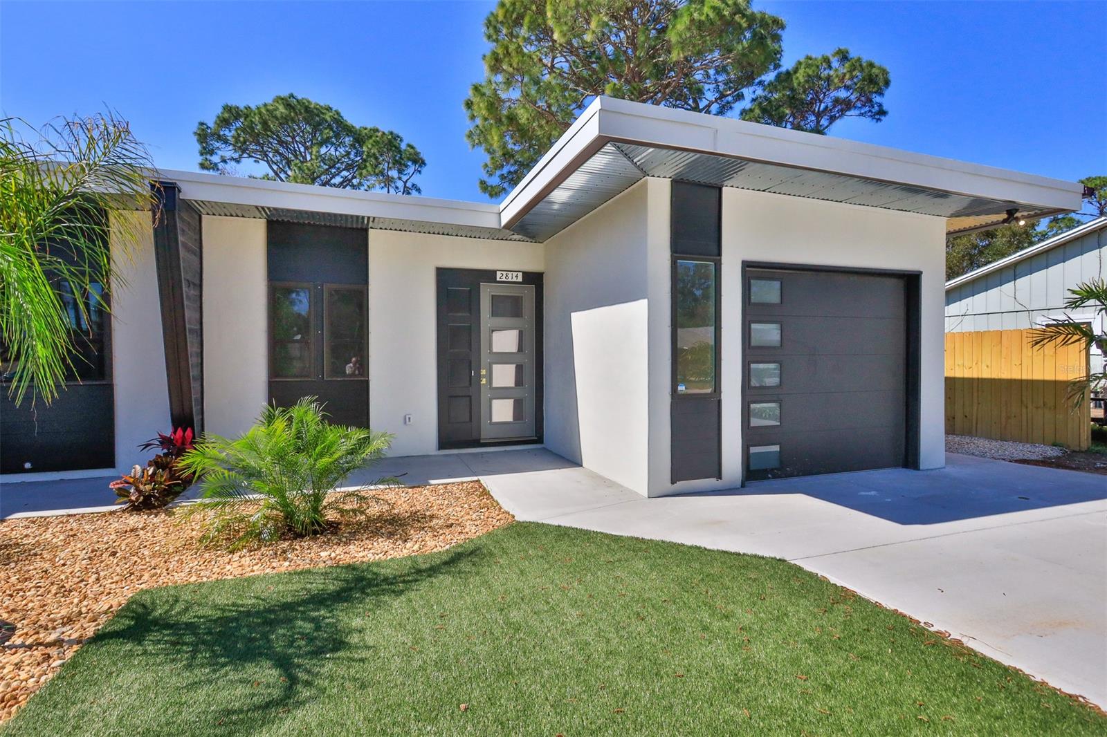 Florida Shores 01 - Residential