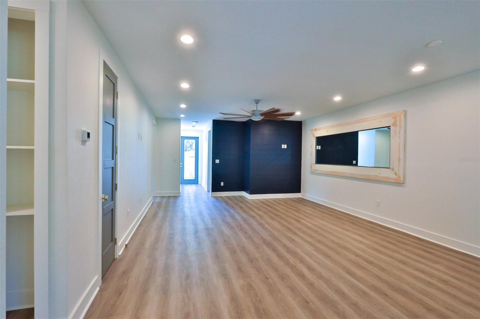 Florida Shores 01 - Residential