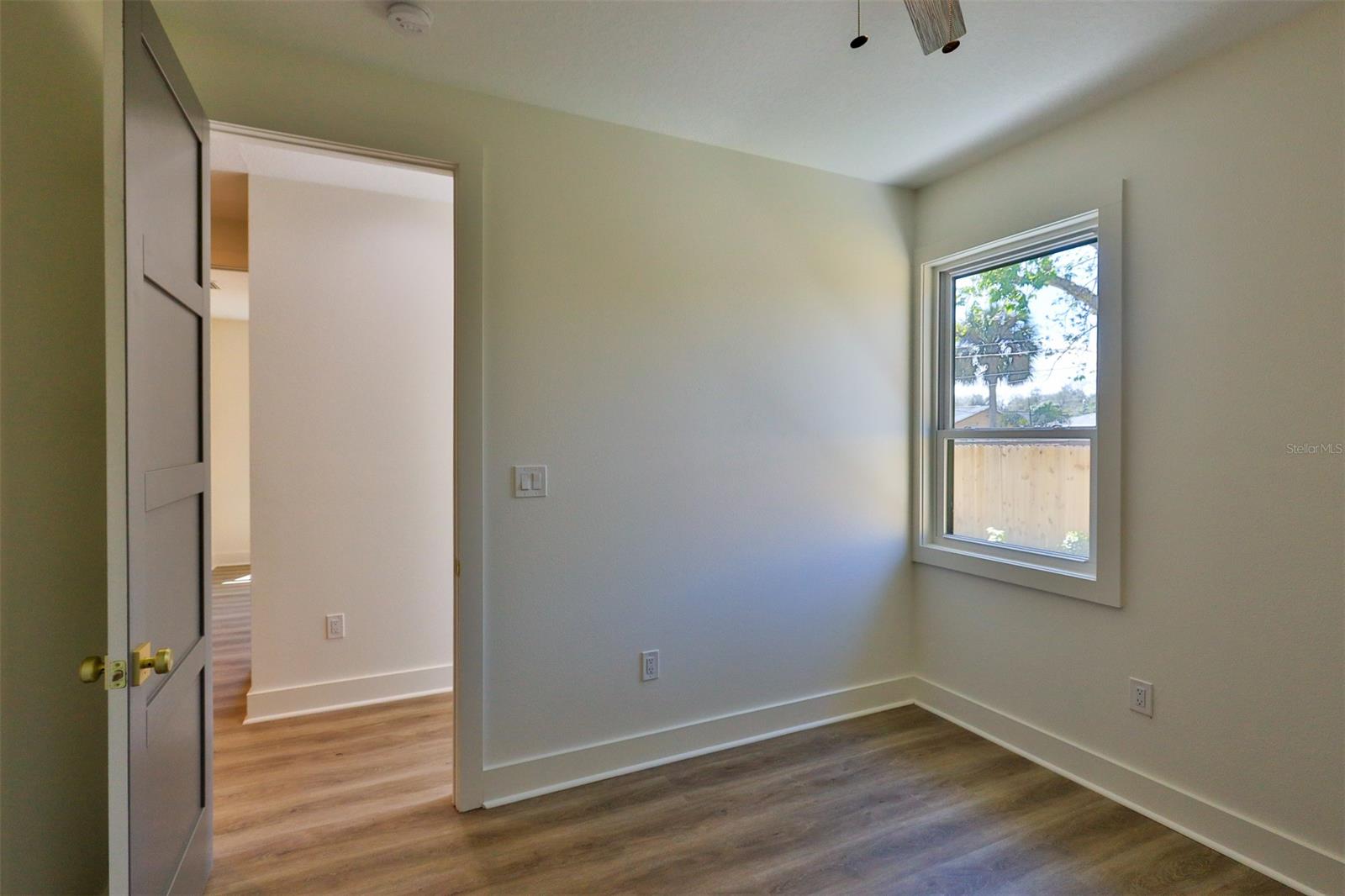 Florida Shores 01 - Residential