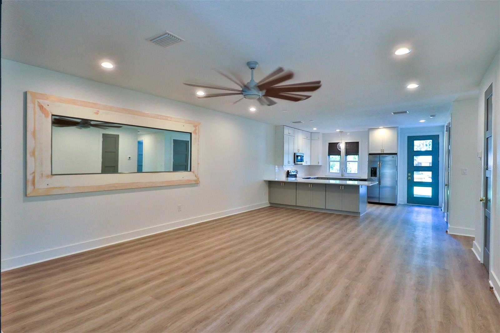 Florida Shores 01 - Residential