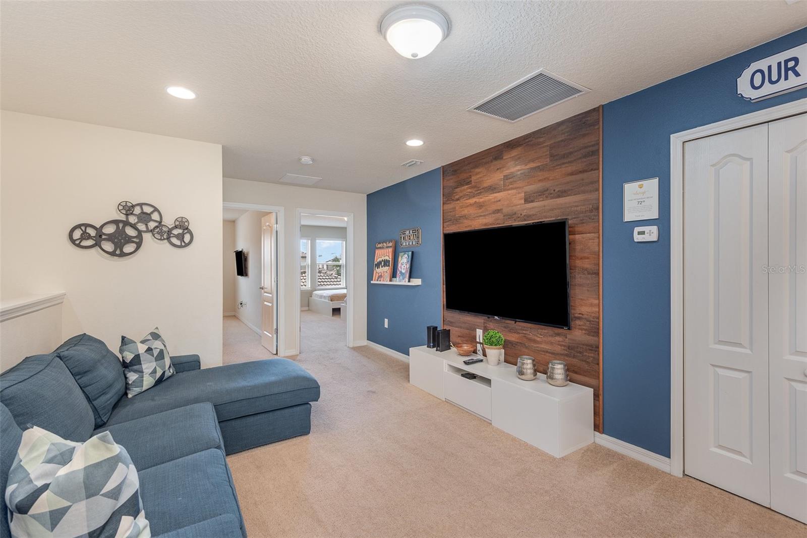 WINDSOR AT WESTSIDE PH 1 - Residential