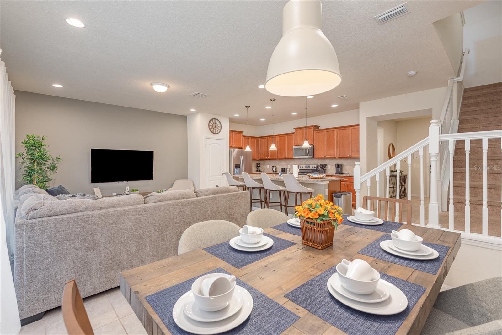 WINDSOR AT WESTSIDE PH 1 - Residential