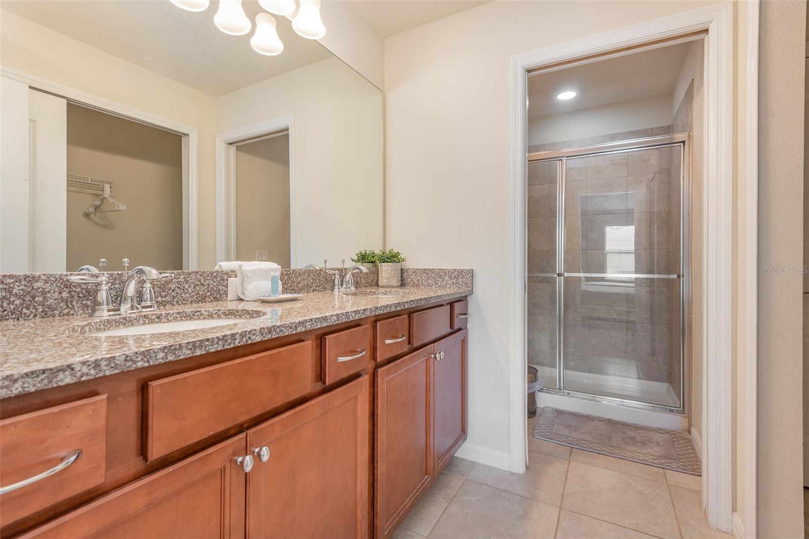 WINDSOR AT WESTSIDE PH 1 - Residential