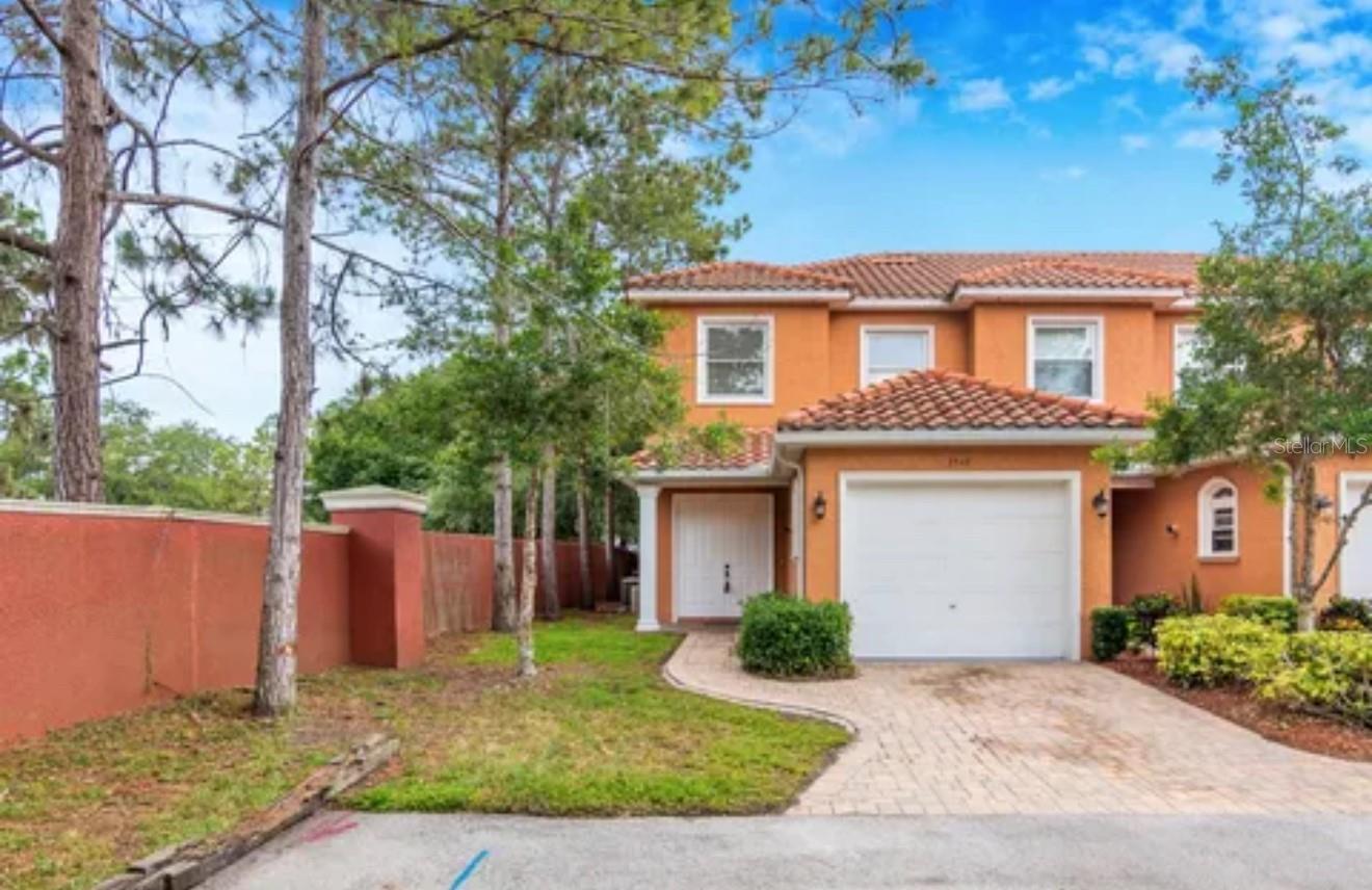 Discover your dream rental in this stunning 3-bedroom, 2-bathroom Mediterranean-style townhome, featuring a one-car garage. The bright and airy open floor plan is perfect for both relaxing and entertaining with ceiling fans throughout to keep you cool. Enjoy your morning coffee or unwind in the evening on the rear screened porch.
Located just minutes from shopping, great restaurants, and the pristine Gulf beaches, this home offers convenience and a family-friendly atmosphere. Plus, it provides easy access to Tampa, Clearwater and Saint Petersburg.
Don't miss out on this fantastic home.
Contact us today to schedule a viewing.