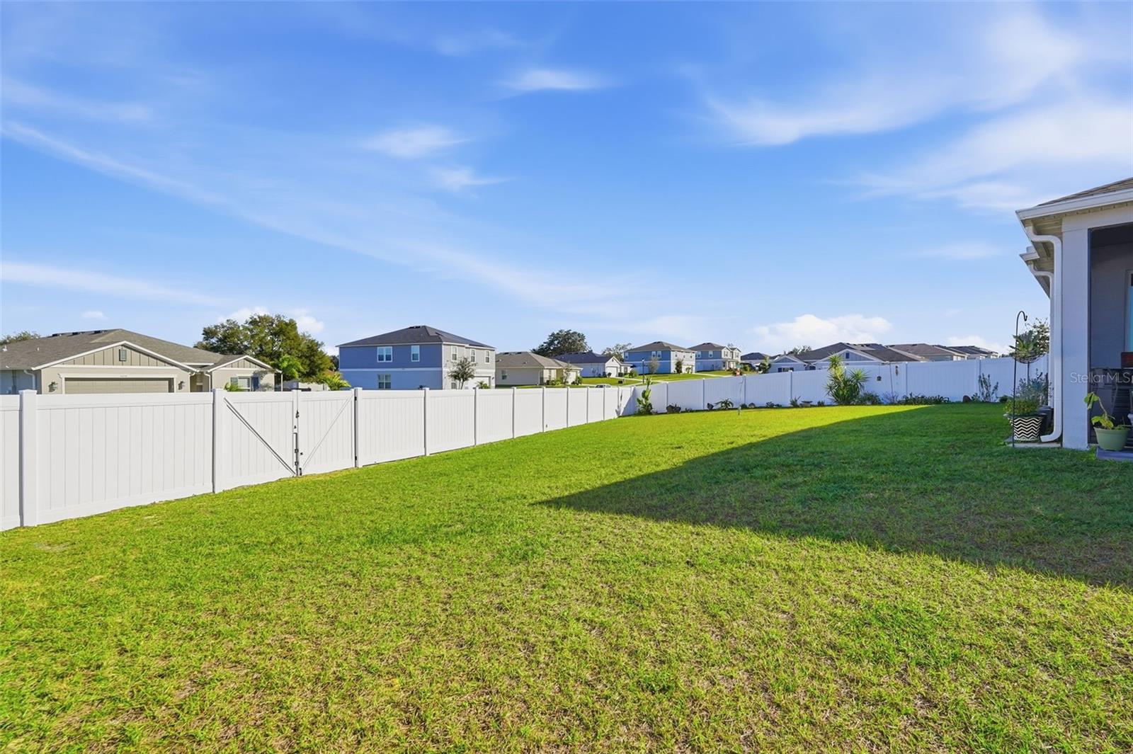 THE GARDENS AT LAKE JACKSON RIDGE PHASE - Residential