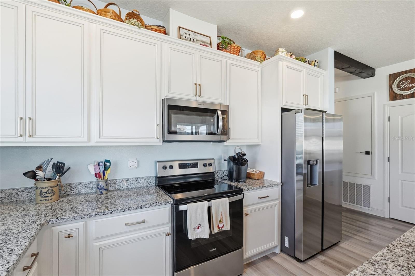 THE GARDENS AT LAKE JACKSON RIDGE PHASE - Residential