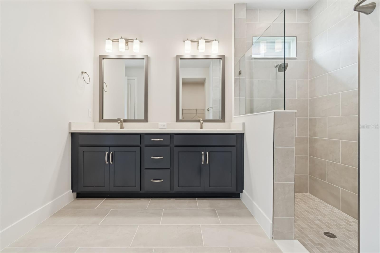 NORTH RIVER RANCH - Residential