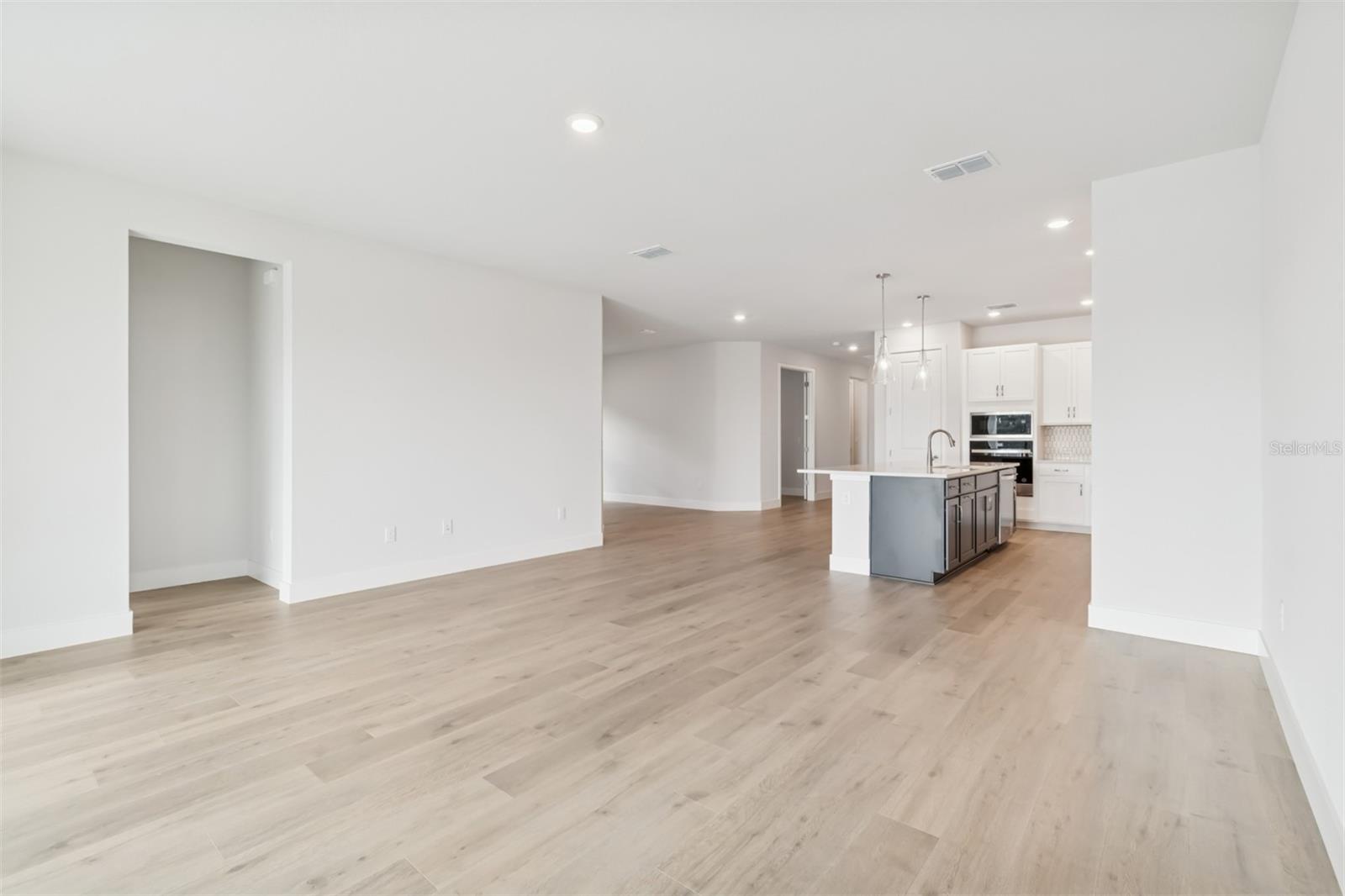 NORTH RIVER RANCH - Residential