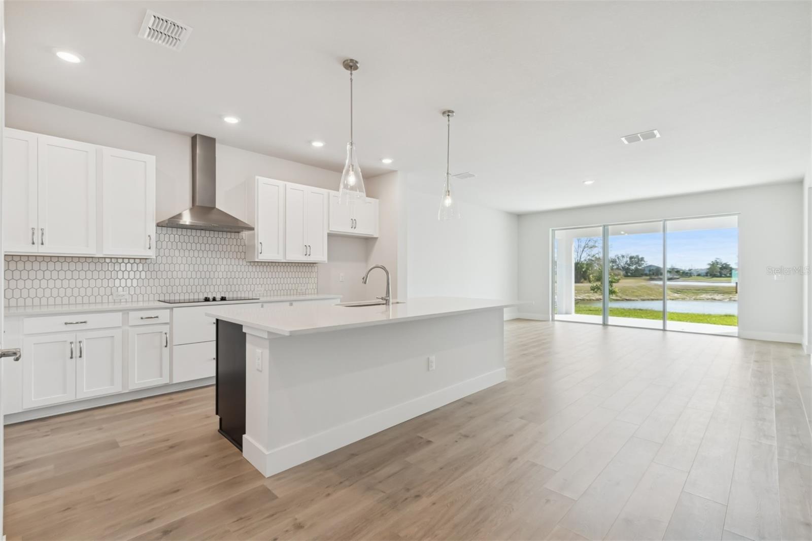 10660 CRESCENT CREEK CROSSING