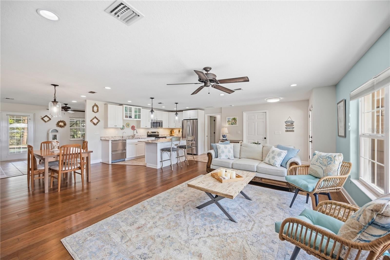 444 BAYCREST DRIVE, VENICE, FL, 34285 2 444 BAYCREST DRIVE