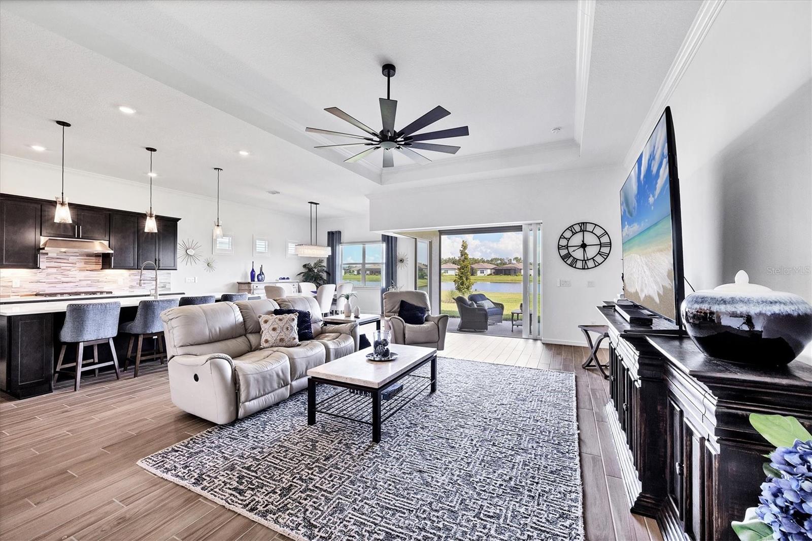 9028 SUNRAY COVE