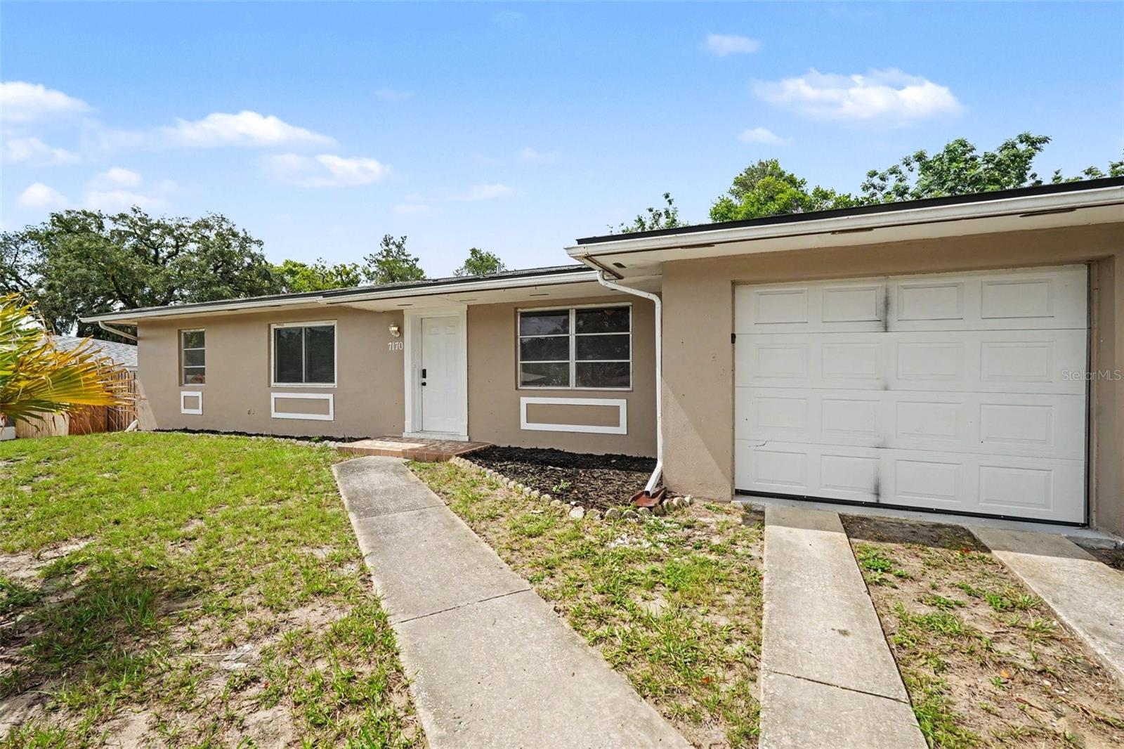 7170 HOLIDAY DRIVE