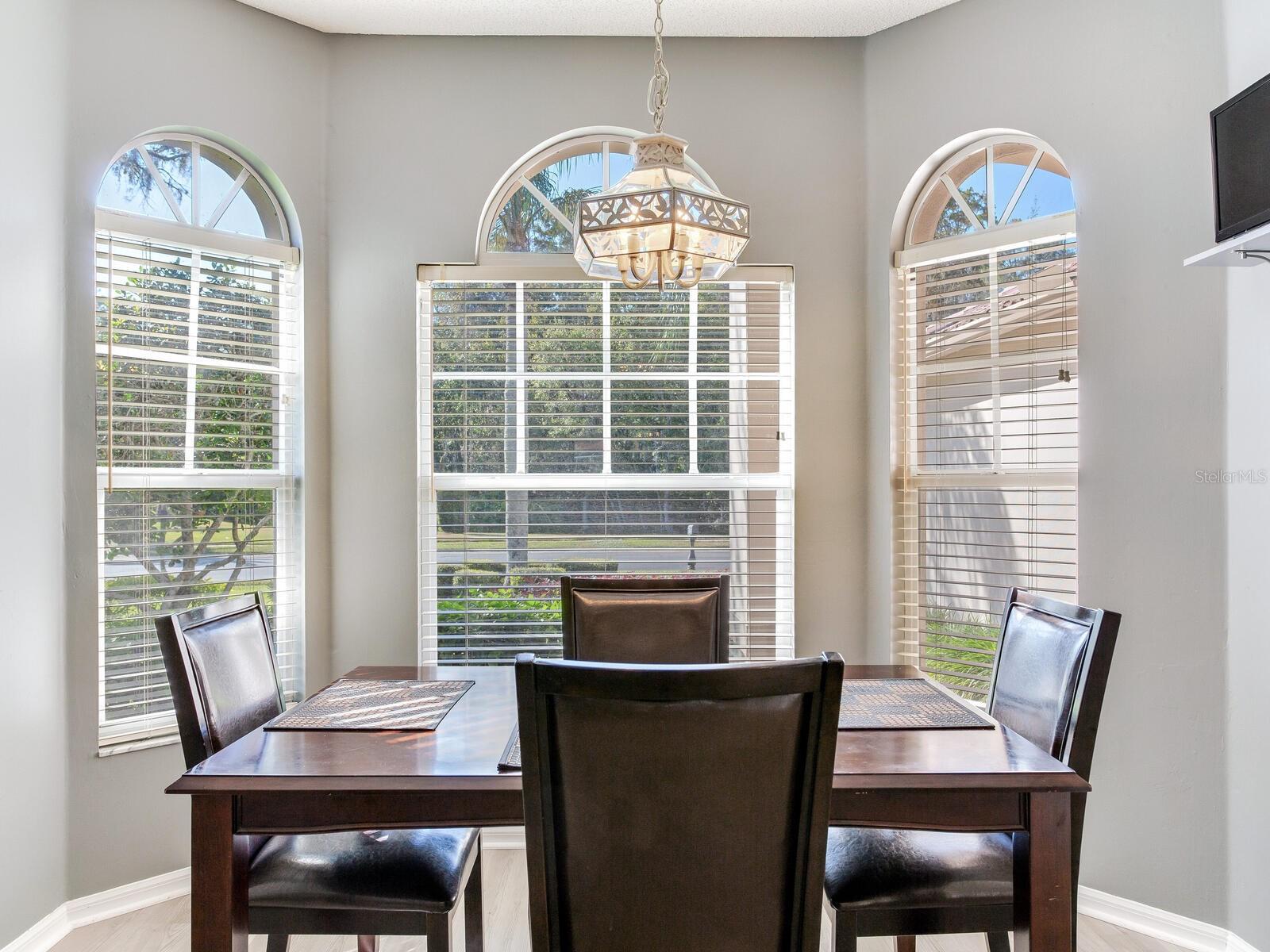 CRESCENT OAKS COUNTRY CLUB COVENTRY PH 6 - Residential