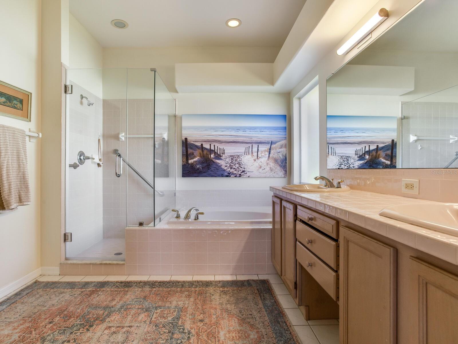 CRESCENT OAKS COUNTRY CLUB COVENTRY PH 6 - Residential