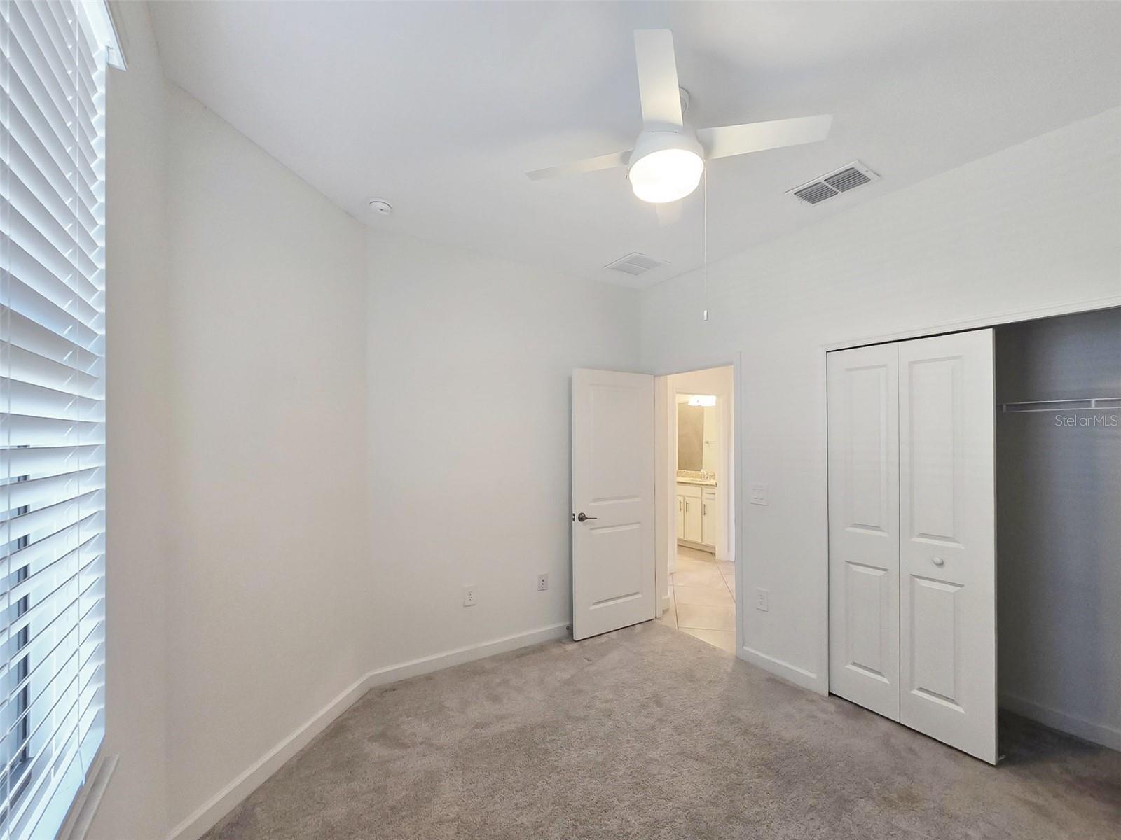 LORRAINE LAKES PH I - Residential Lease