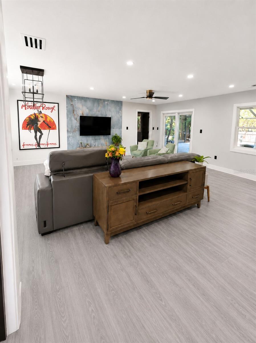 SORRENTO EAST - Residential