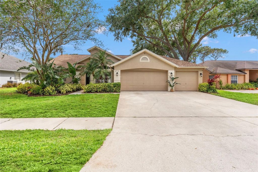 Photo of 2713 Brianholly Drive, Valrico, FL 33596 (MLS # TB8386269)