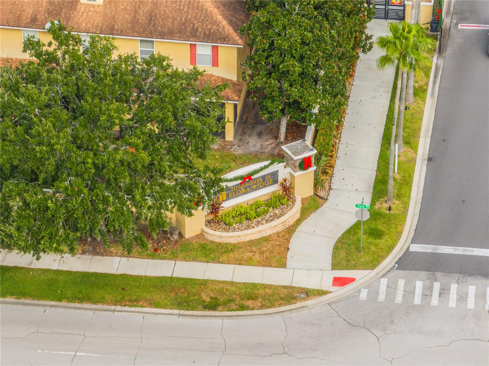 TOWNHOMES OF FLORA RIDGE - Residential