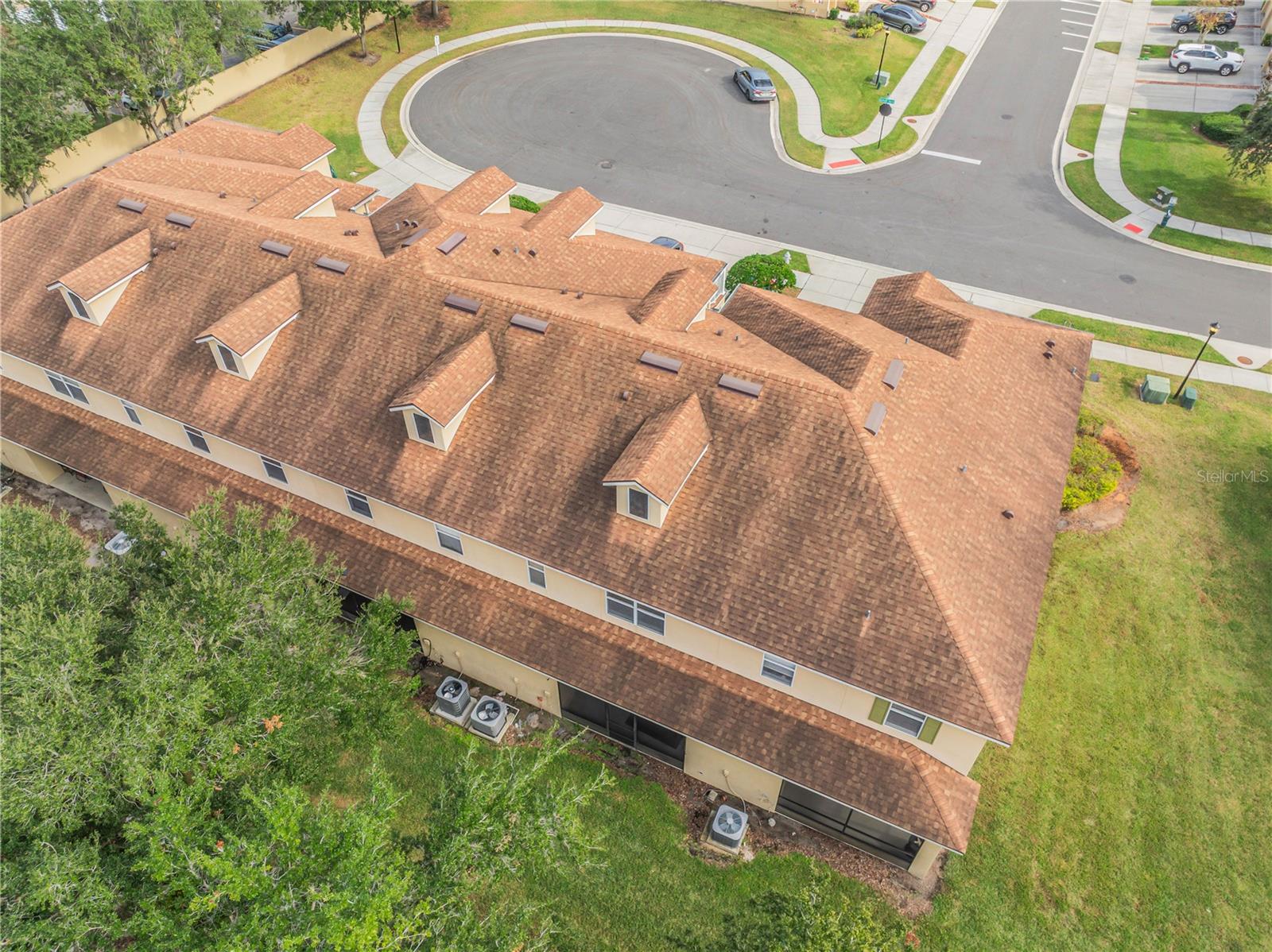 TOWNHOMES OF FLORA RIDGE - Residential