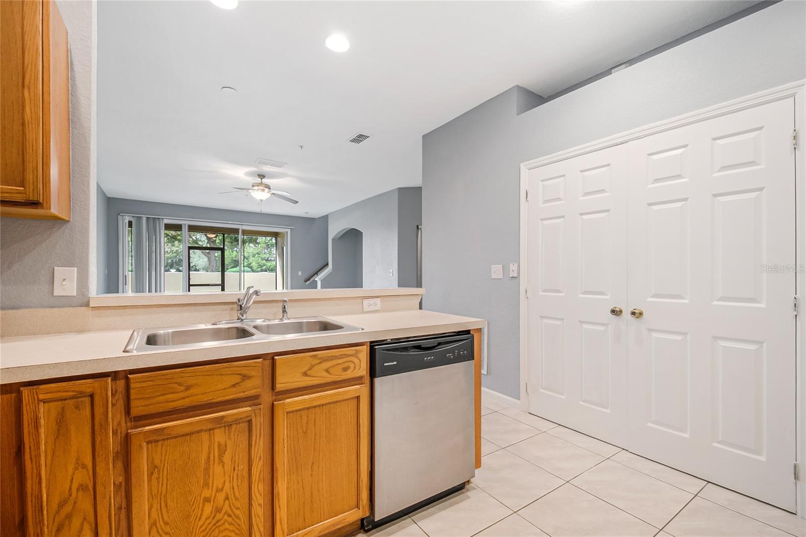 TOWNHOMES OF FLORA RIDGE - Residential