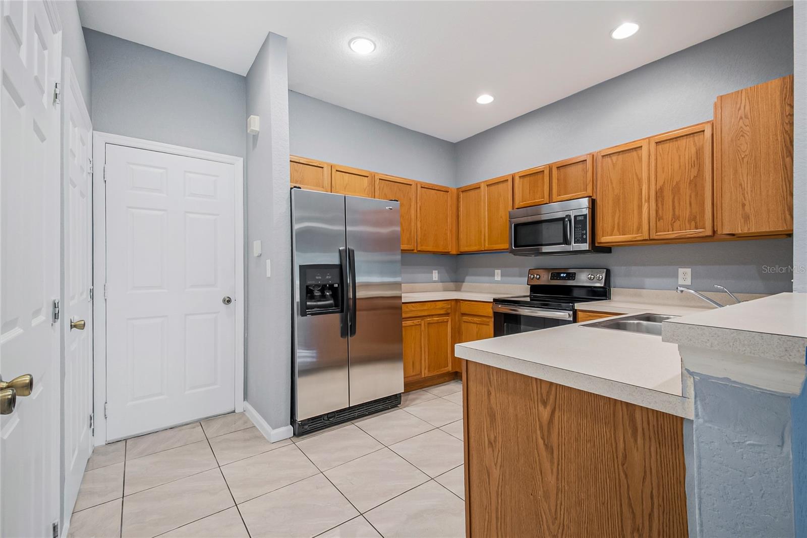 TOWNHOMES OF FLORA RIDGE - Residential