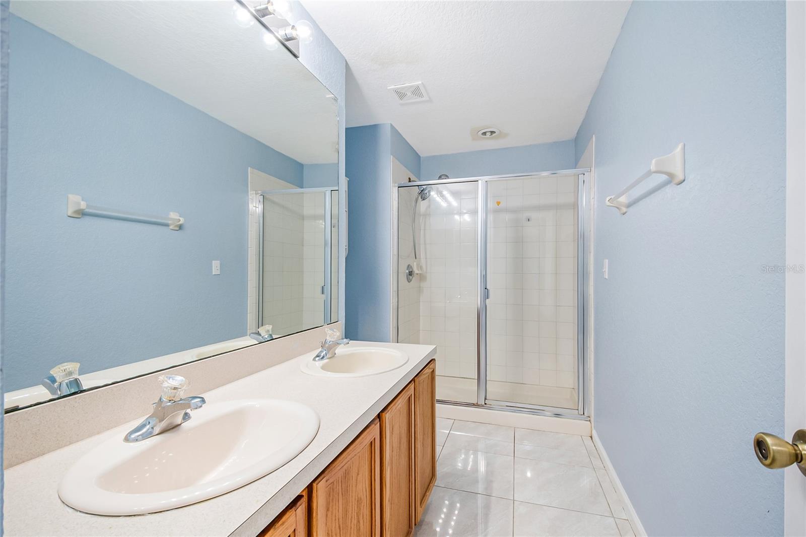 TOWNHOMES OF FLORA RIDGE - Residential