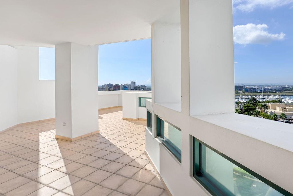 CARIBE PLAZA CONDOMINIUM - Residential