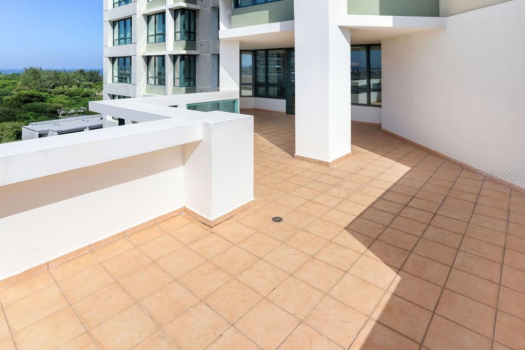 CARIBE PLAZA CONDOMINIUM - Residential