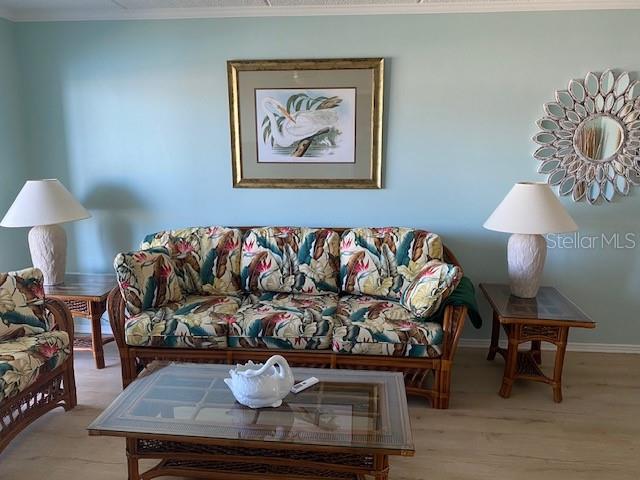 BOCA CIEGA POINT EAST - Residential