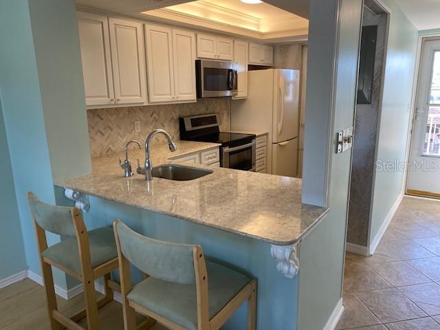 BOCA CIEGA POINT EAST - Residential