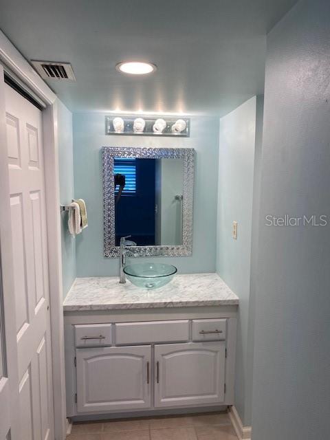 BOCA CIEGA POINT EAST - Residential