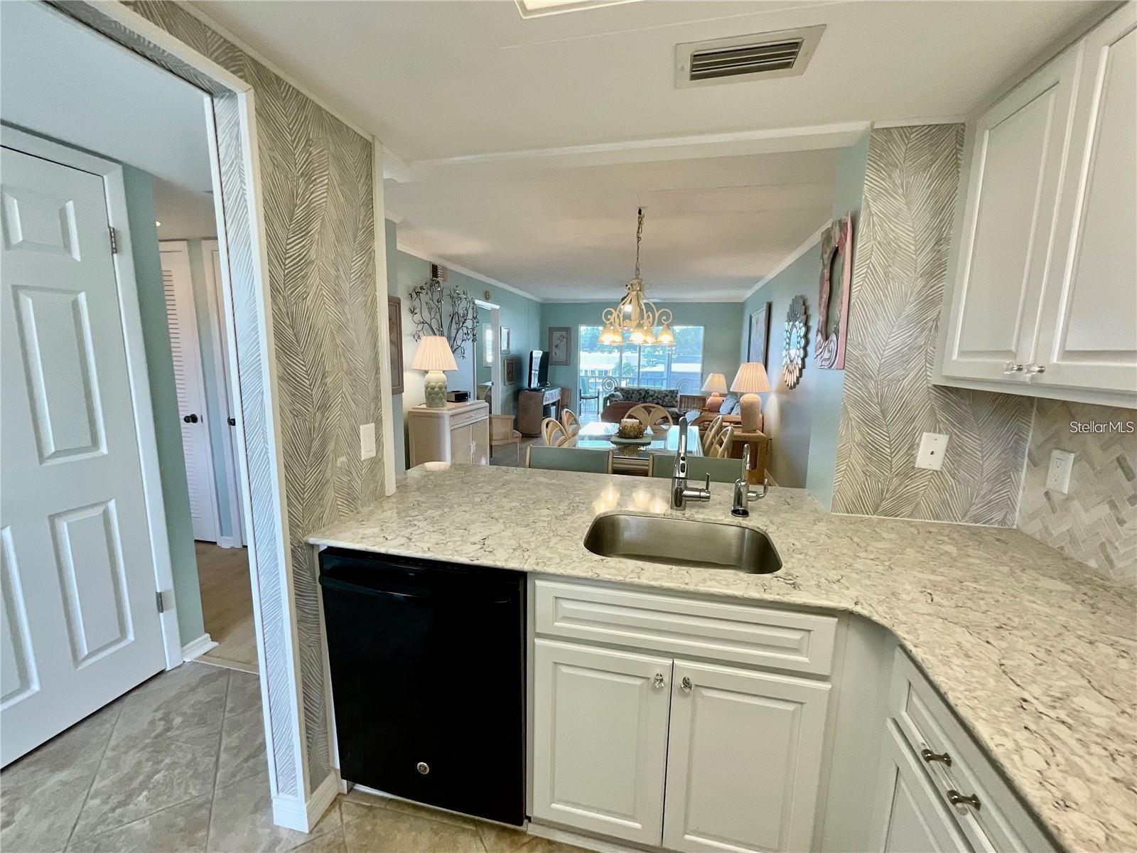 BOCA CIEGA POINT EAST - Residential