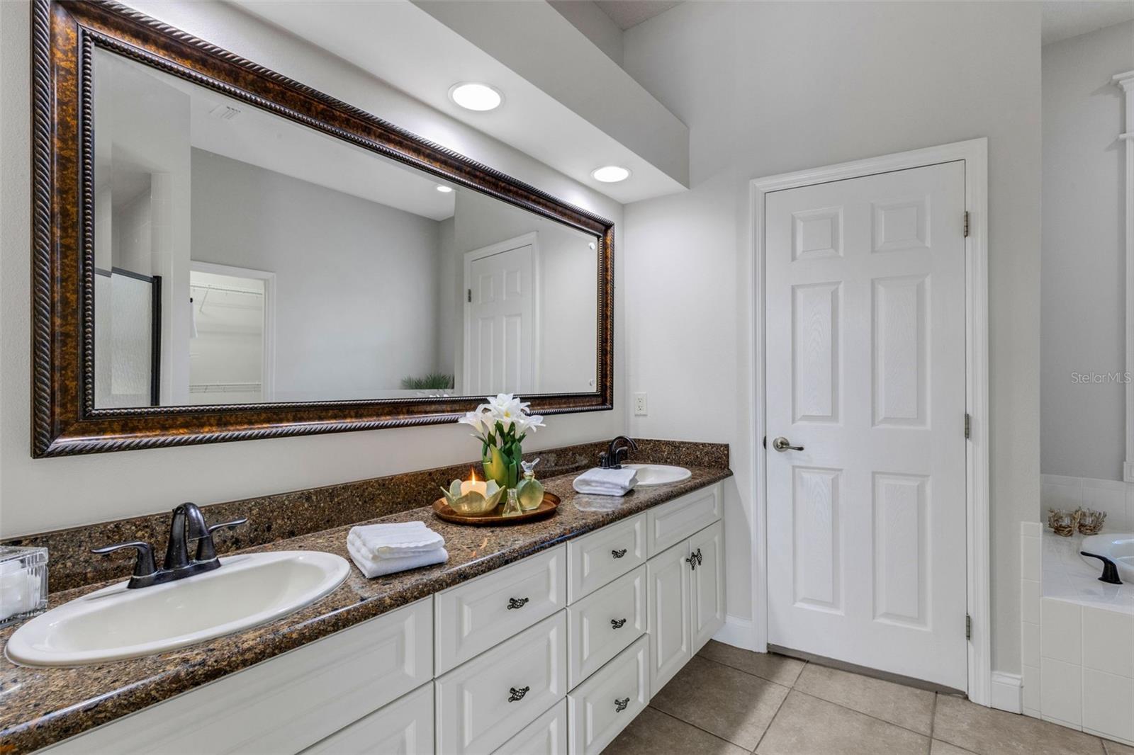 BRIDGEFIELD SUB - Residential