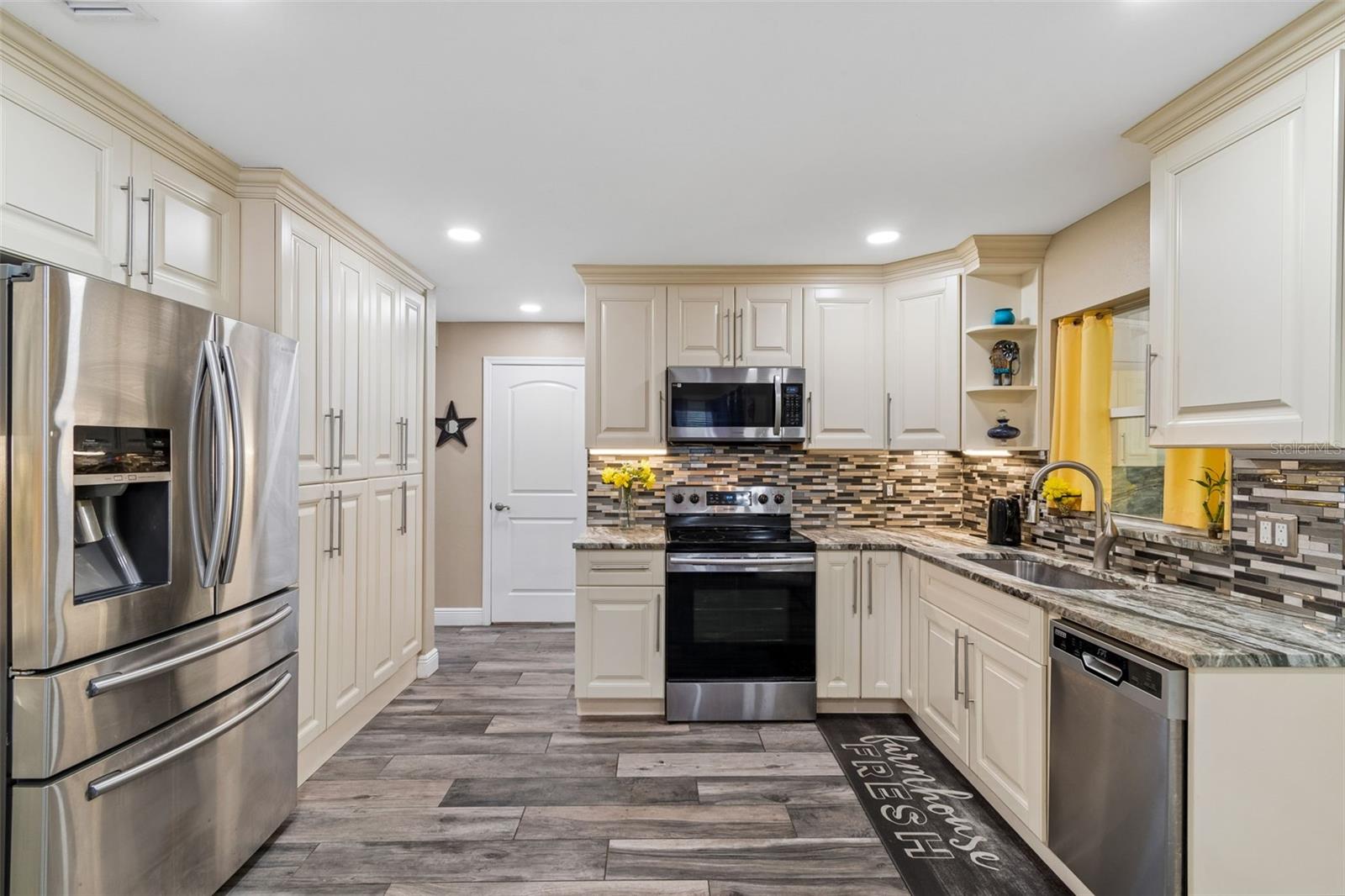 TOWN PARK PH 2 - Residential
