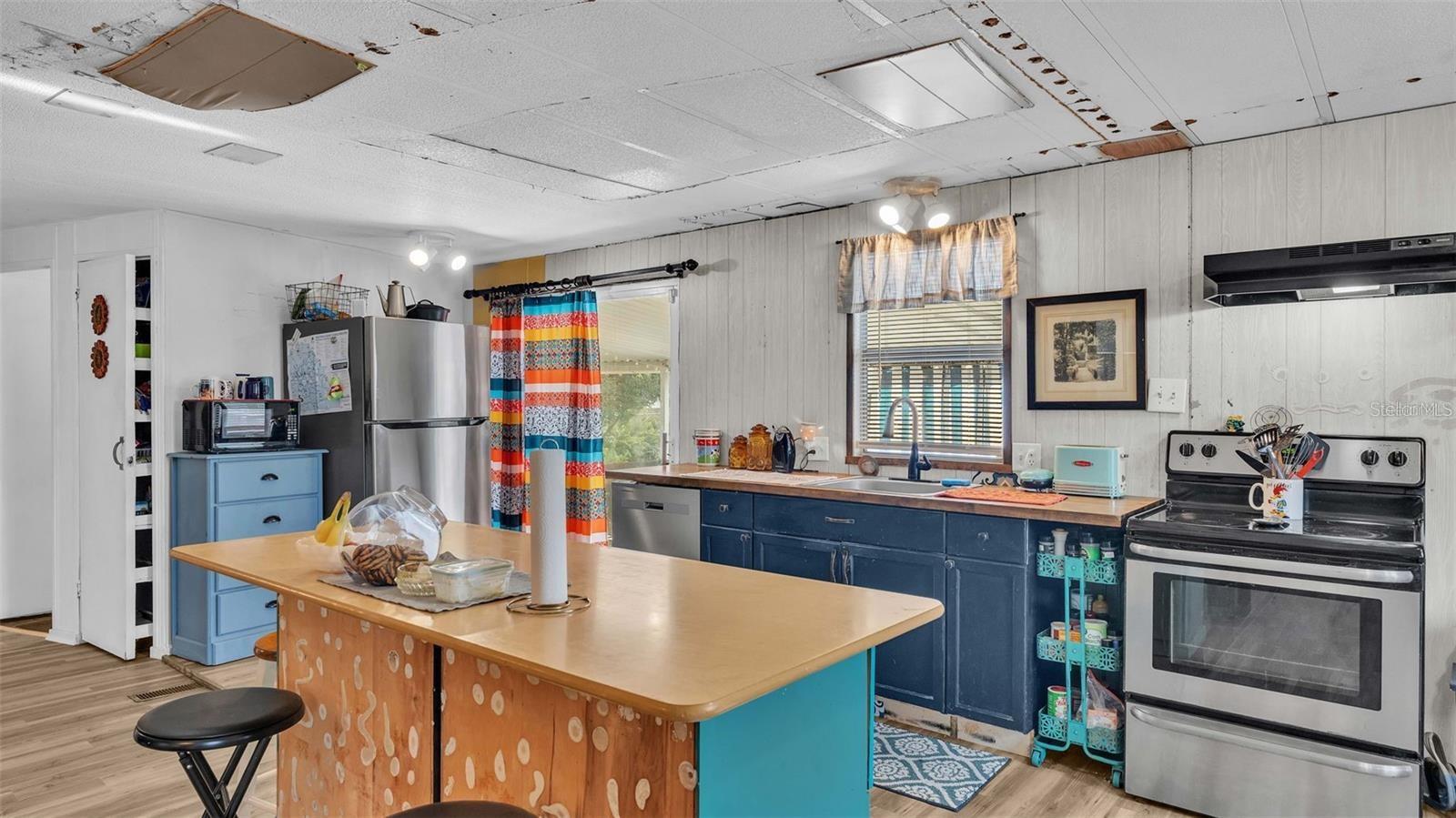 CITRUS WOODS ESTATES - Residential