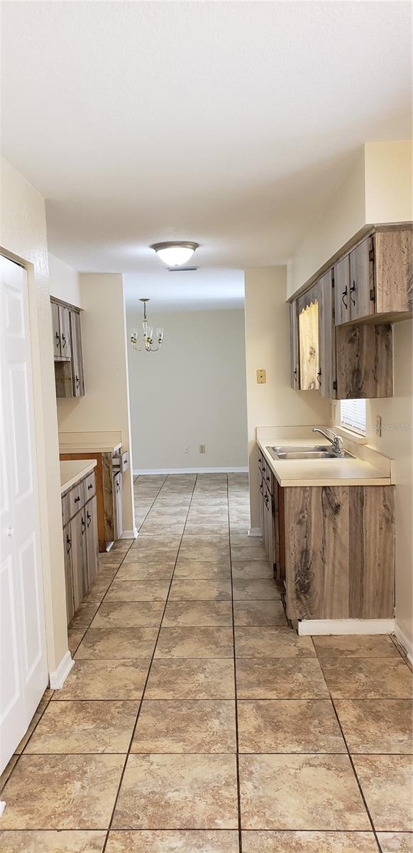 MARION OAKS - Residential Lease