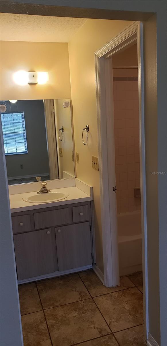 MARION OAKS - Residential Lease