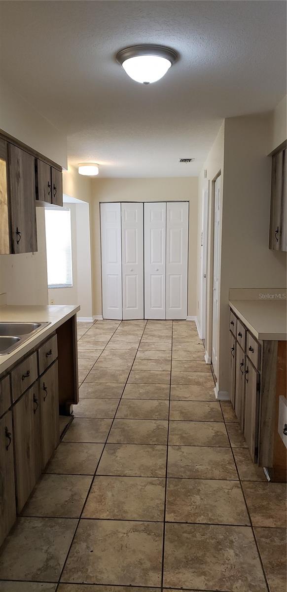 MARION OAKS - Residential Lease