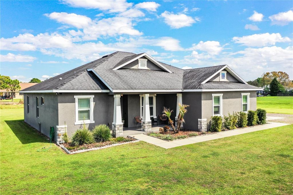 Photo of 3716 Saylor Lane, Plant City, FL 33565 (MLS # L4960273)