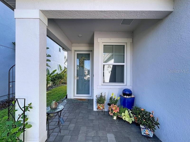 5415 LOS ROBLES COURT