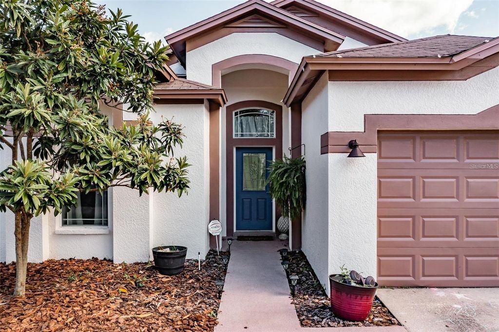 Photo of 501 Delwood Breck Street, Ruskin, FL 33570 (MLS # TB8408459)