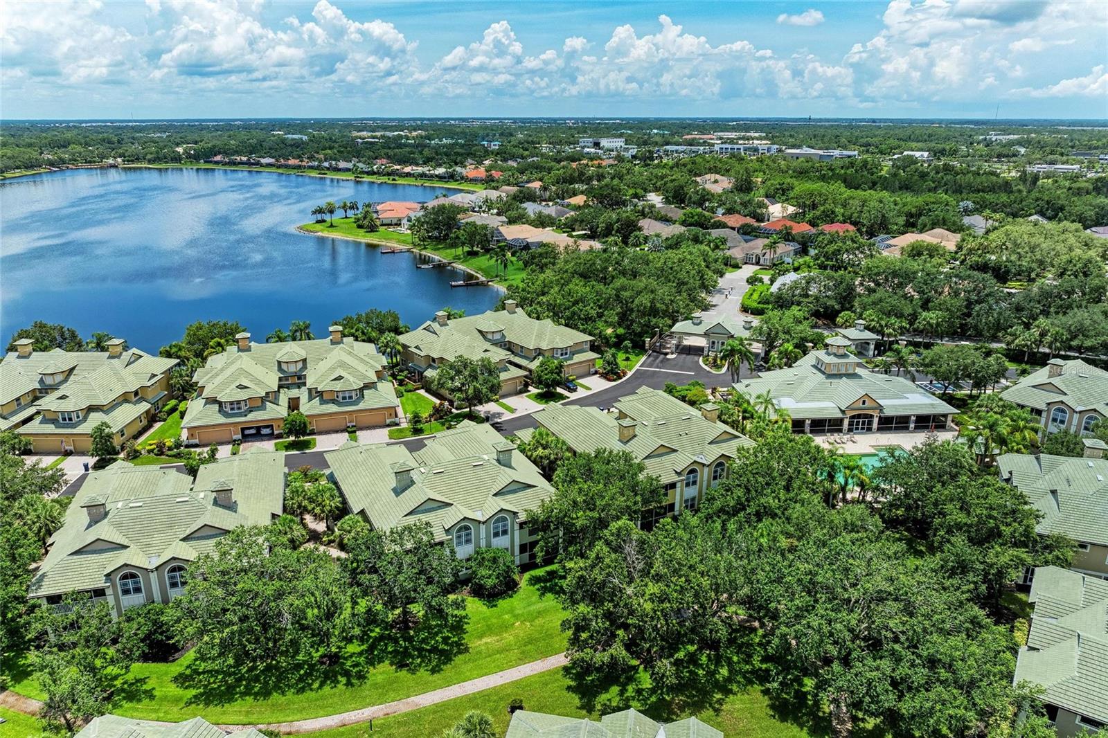 THE MOORINGS AT EDGEWATER - Residential