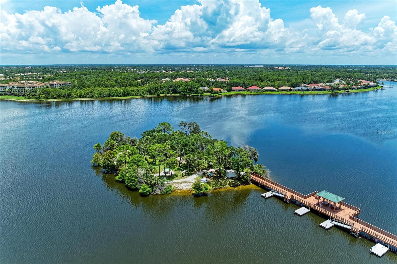 THE MOORINGS AT EDGEWATER - Residential