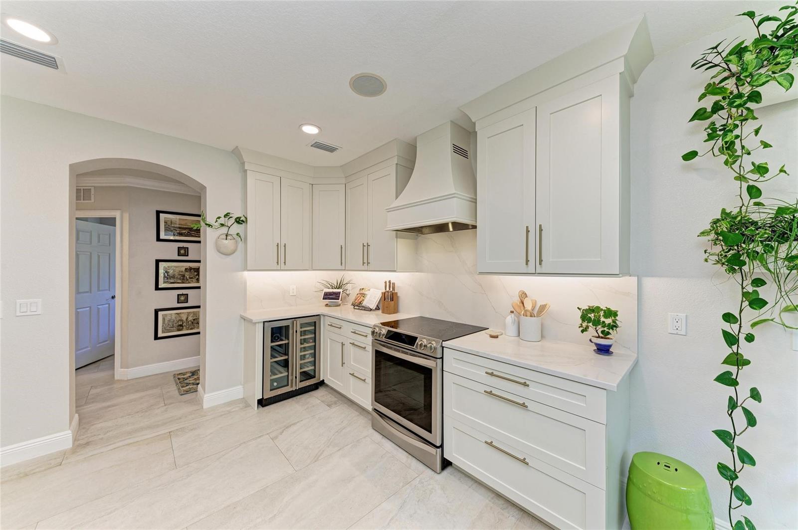 THE MOORINGS AT EDGEWATER - Residential